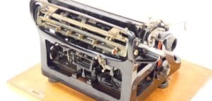 Olympia1983. Emulador de tecno-escrituras